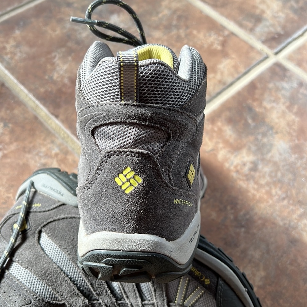 Dakota Drifter Mid. Waterproof Hiking Boots Gem